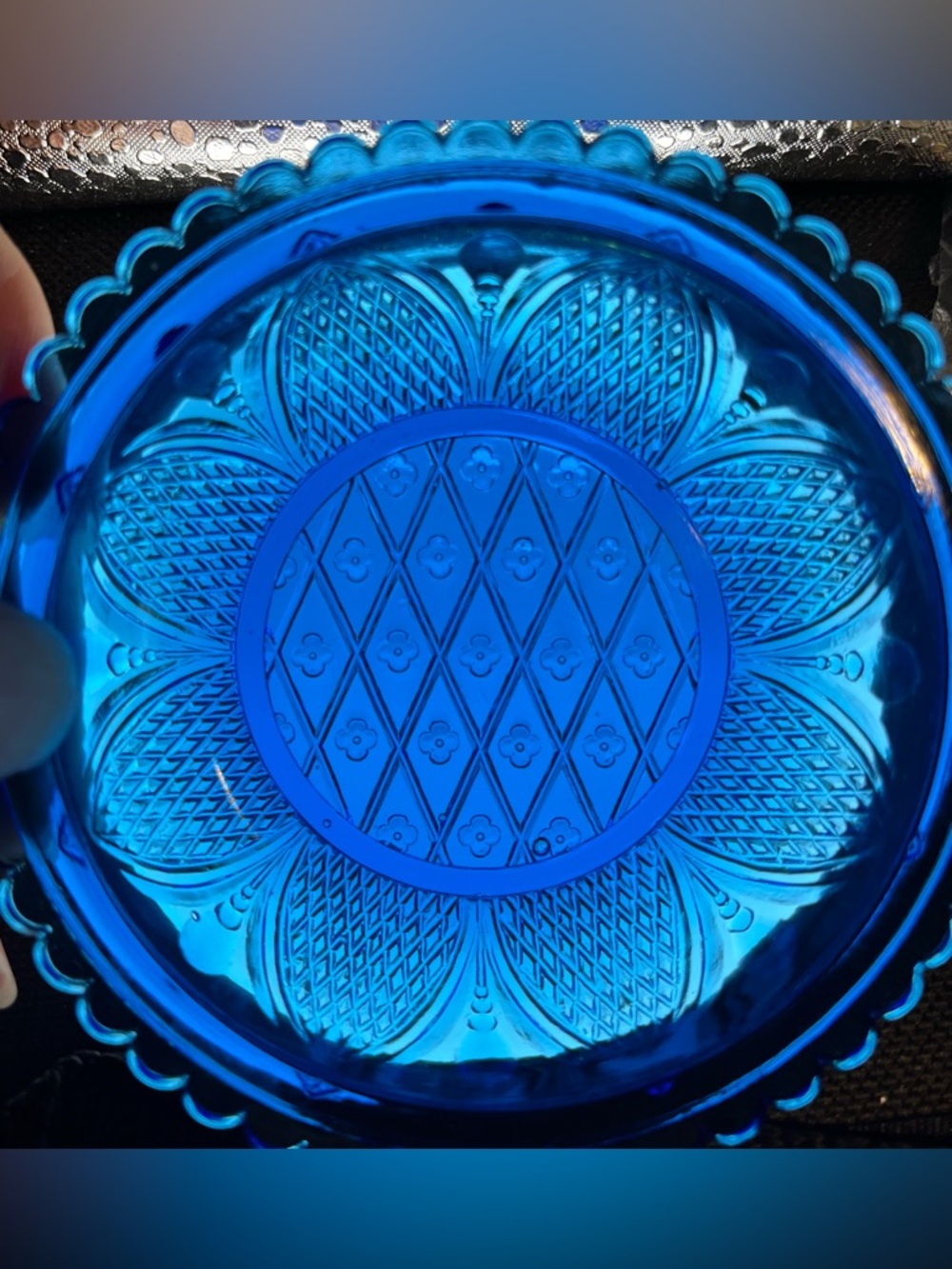 VTG Pairpoint cobalt blue pressed glass saucer w/ honeycomb & lacy design. 4x1”